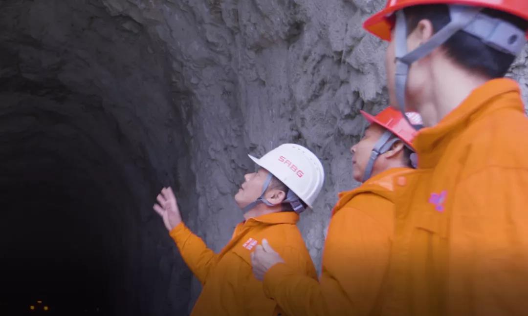 《可爱的路桥人》第三季（一）丨奋战在交通扶贫一线的筑路人